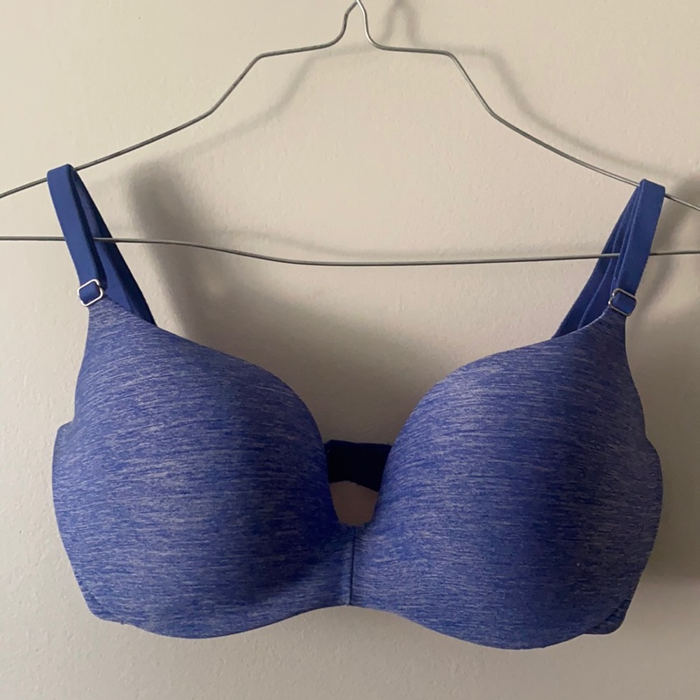 PINK T-Shirt Light Lift Bra 32DD